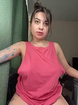 blondeangel_4u2 – webcam model profile photo Image 16