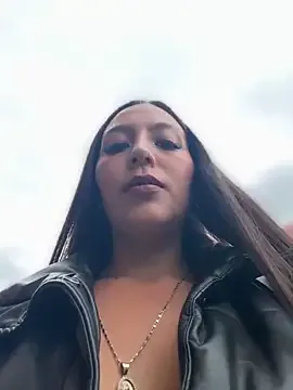 Pair-of-gods123 – webcam model profile photo Image 3