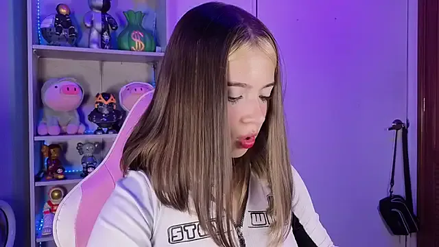 Elisa-bet – webcam model profile photo Image 15