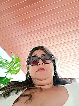 VictoriaMorrone – webcam model profile photo Image 4