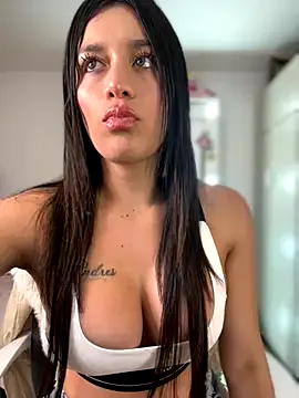 SilviaPastori – webcam model profile photo Image 18