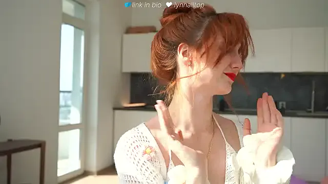 BellaaGrace – webcam model profile photo Image 2