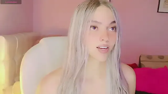 milla_milla – webcam model profile photo Image 14