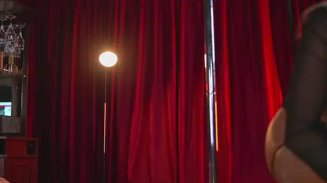 Xollan – webcam model profile photo Image 12