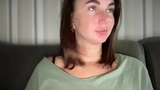 LizzieGreyX – webcam model profile photo Image 12