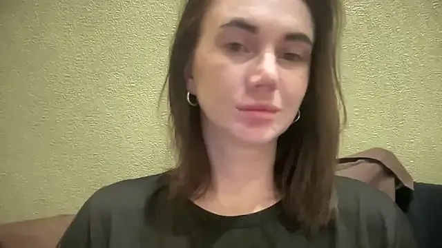 LizzieGreyX – webcam model profile photo Image 3