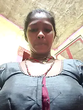 LadyFay – webcam model profile photo Image 10