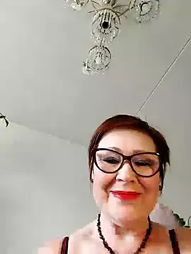 LiaMetz – webcam model profile photo Image 8