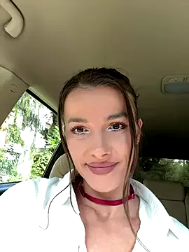 SofiaSins – webcam model profile photo Image 2