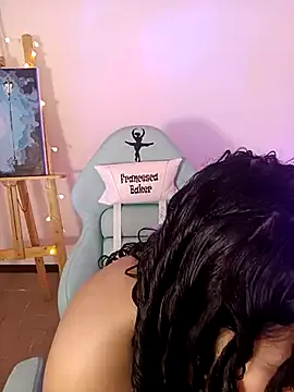 EmmaPink3 – webcam model profile photo Image 12