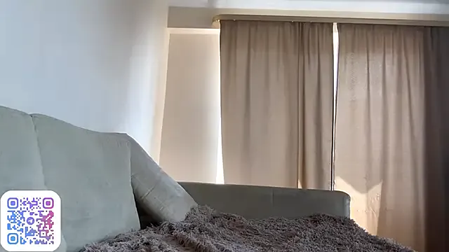 Blondebaddie22 – webcam model profile photo Image 4