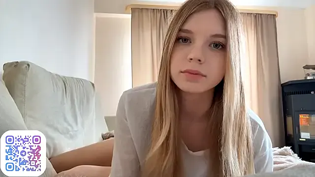 Blondebaddie22 – webcam model profile photo Image 7