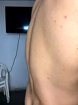 AlisaAleks – webcam model profile photo Image 16