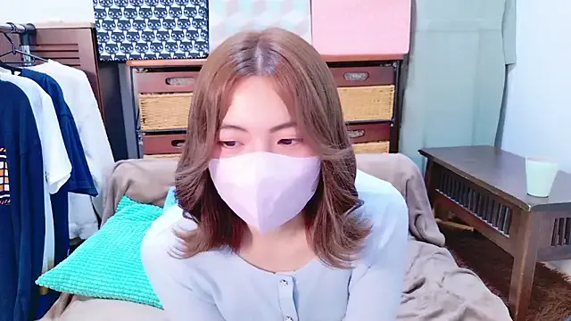 Blondebeauty19 – webcam model profile photo Image 2