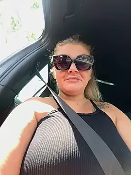 MarilynRainbow – webcam model profile photo Image 3