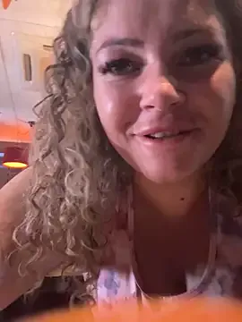 MarilynRainbow – webcam model profile photo Image 5