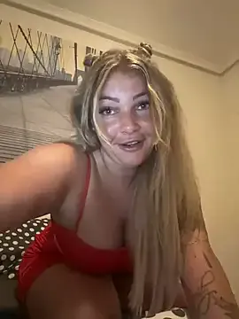 MarilynRainbow – webcam model profile photo Image 6