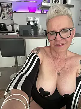 German_Milf Image 5