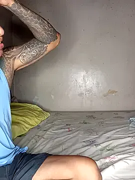 BlondeScarlettx – webcam model profile photo Image 3