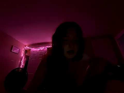 SusyBlair – webcam model profile photo Image 6