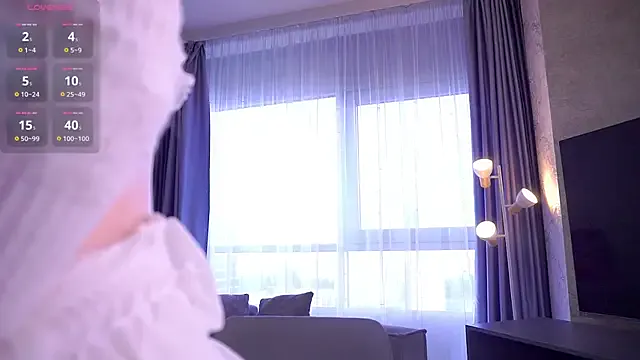 Natural-boobs – webcam model profile photo Image 3