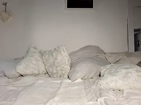 Anesteishen – webcam model profile photo Image 19