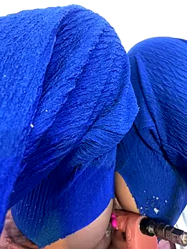 Tunnidelhi – webcam model profile photo Image 3