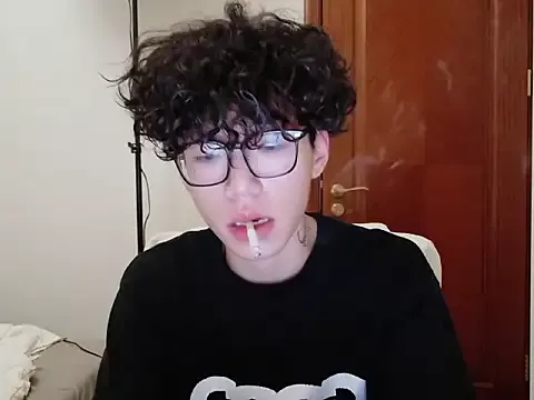 hangzi-0011 – webcam model profile photo