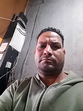 British_EmJess – webcam model profile photo Image 2