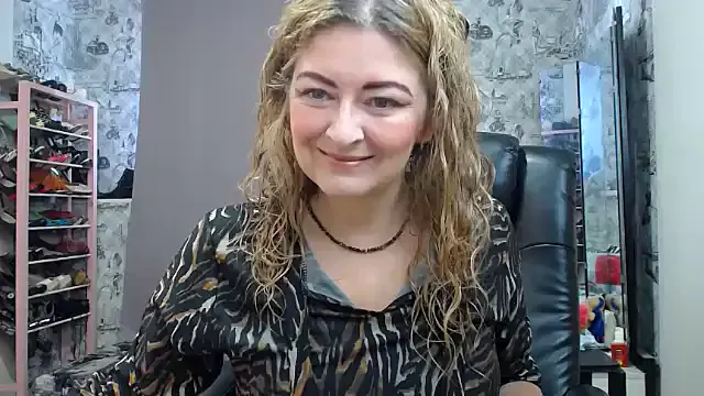 Nicolle-Bryan12 – webcam model profile photo Image 12
