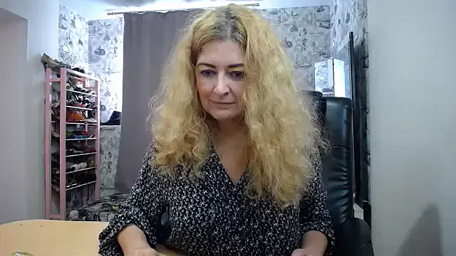 Nicolle-Bryan12 – webcam model profile photo Image 7