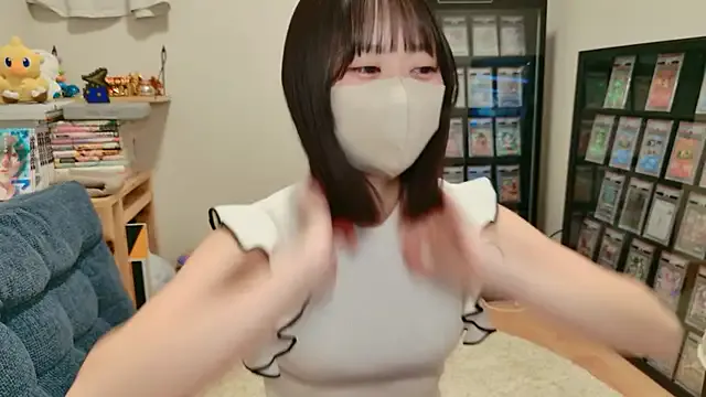 blondeangel_4u2 – webcam model profile photo Image 13