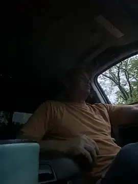 GlamGran – webcam model profile photo Image 5