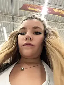 Strongqueen – webcam model profile photo Image 4