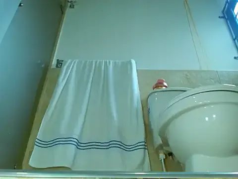 Girlaa – webcam model profile photo Image 4