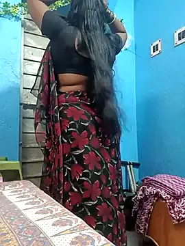 SofiaSins – webcam model profile photo Image 2