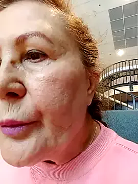 LizzieGreyX – webcam model profile photo Image 17