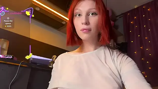 BlondeScarlettx – webcam model profile photo Image 13