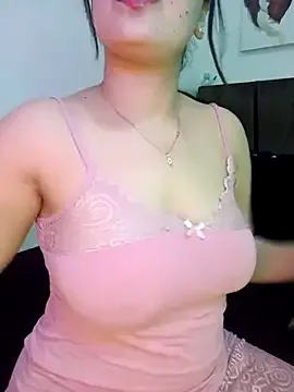 Yamajca – webcam model profile photo Image 11