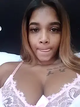 MarilynRainbow – webcam model profile photo Image 6
