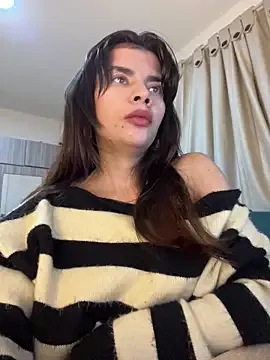 KrissyQueen – webcam model profile photo Image 3