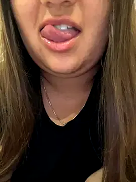 SofiaSins – webcam model profile photo Image 2