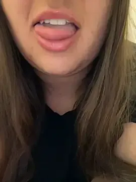 SofiaSins – webcam model profile photo Image 3