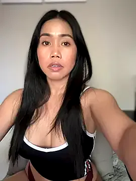 British_EmJess – webcam model profile photo Image 14