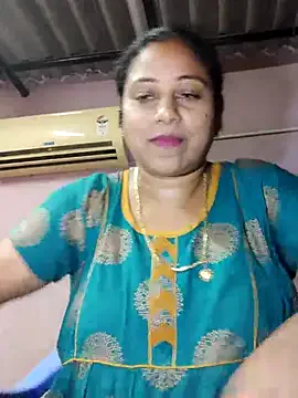 BlondeScarlettx – webcam model profile photo Image 17