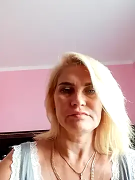 miaXmoon – webcam model profile photo Image 18