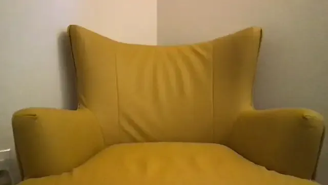 AAASuck – webcam model profile photo Image 2