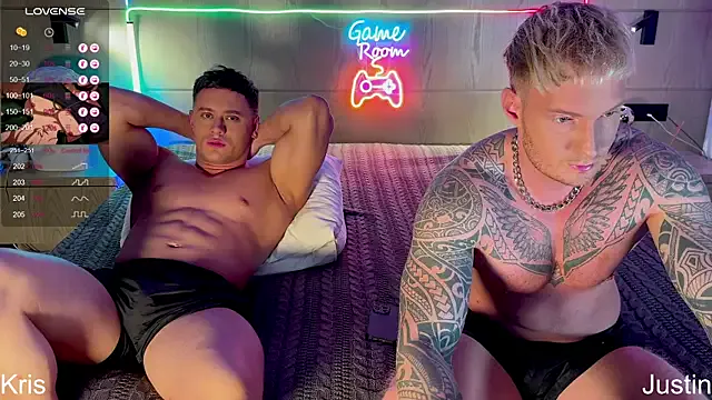 Dark-Luna – webcam model profile photo Image 10