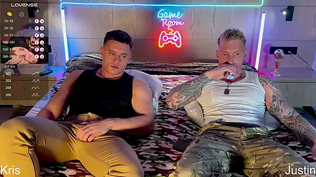 Dark-Luna – webcam model profile photo Image 6