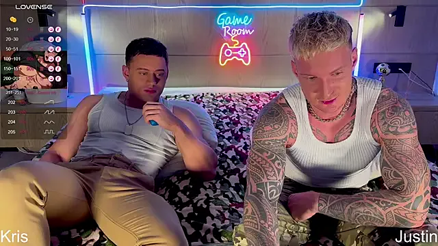 Dark-Luna – webcam model profile photo Image 9